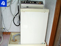 洗濯機のフタ折れ補修　画像４
